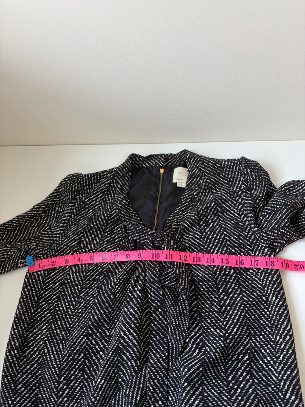 KATE SPADE 100% SILK HERRINGBONE TIE FRONT DRESS - Picture 15 of 16